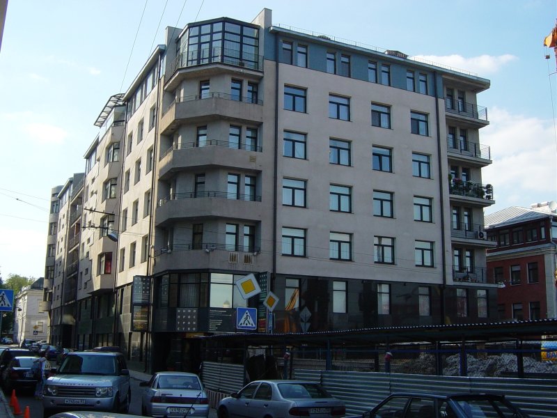 Пассажирские гидравлические лифты в ТСЖ-ОФИС